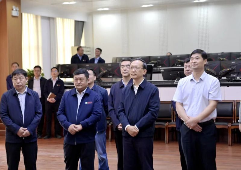 李涛到平煤神马集团调研安全生产等方面工作
